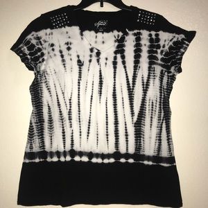 Style & Co Sport black and white tie dye top